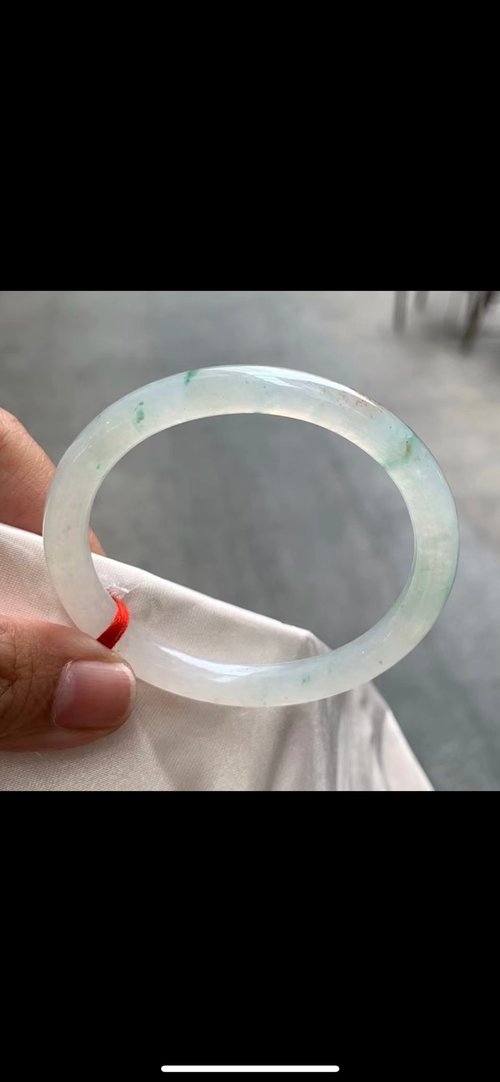 Good Morning Studio 冰種 天然翡翠 緬甸 A玉 玉鐲 • 冰種飄花翡翠貴妃鐲