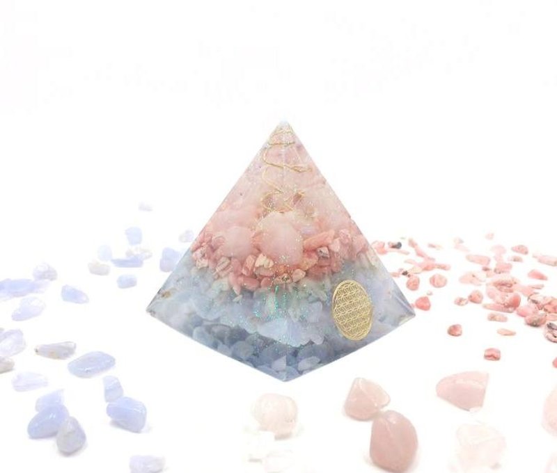 Orgonite 能量塔 — 白水晶柱、粉水晶、紅紋石、海藍寶、藍紋瑪瑙 - 擺飾/家飾品 - 寶石 粉紅色