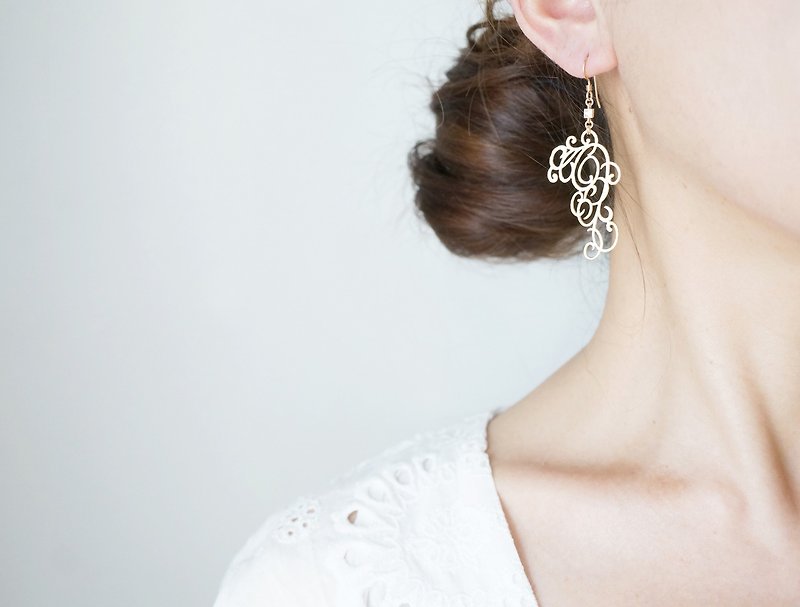 [14KGF] Earrings, Matt Gold Elegant Filigree - ต่างหู - แก้ว สีทอง