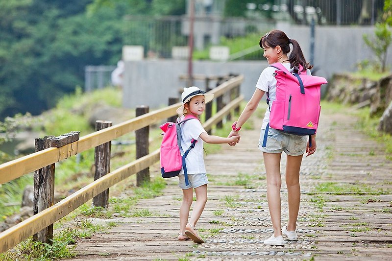 Explorer shoulders Backpack (large Peach color models) - Backpacks - Polyester Pink
