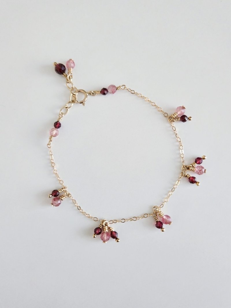 來自北國的禮物 - 莓果佳人手鍊 - 手鍊/手環 - 水晶 