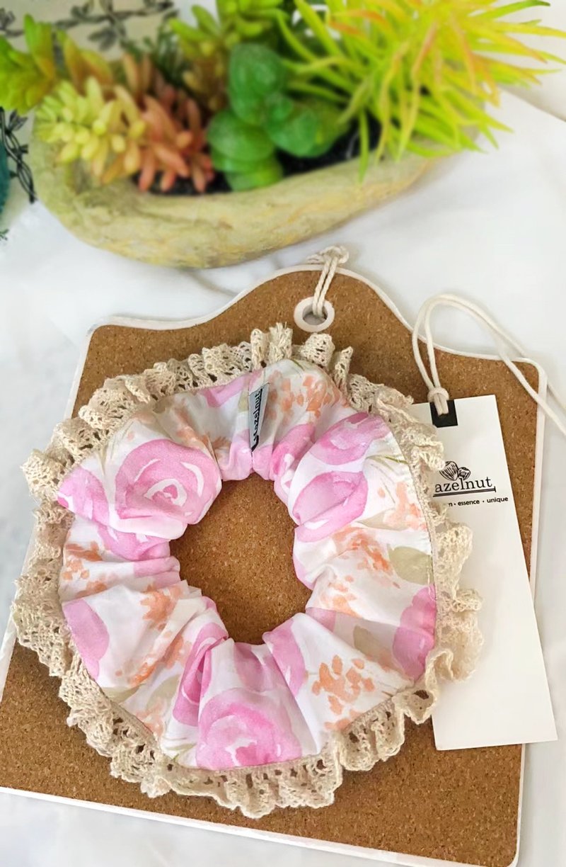 Handmade pink flower lace pattern small intestine ring hair ring hair bundle large intestine hair donut hair accessories - Hair Accessories - Cotton & Hemp 