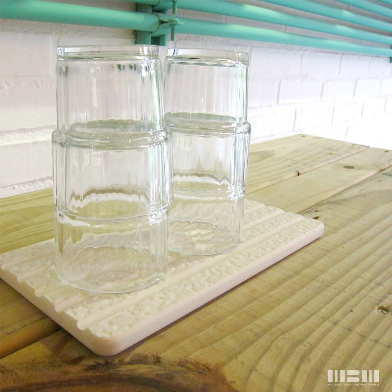 [MBM] Universal Water Absorbent Super Thick Cut Algae Earth Clever Jigsaw (1 box 4 pieces) (without asbestos) - ที่รองแก้ว - วัสดุอื่นๆ ขาว