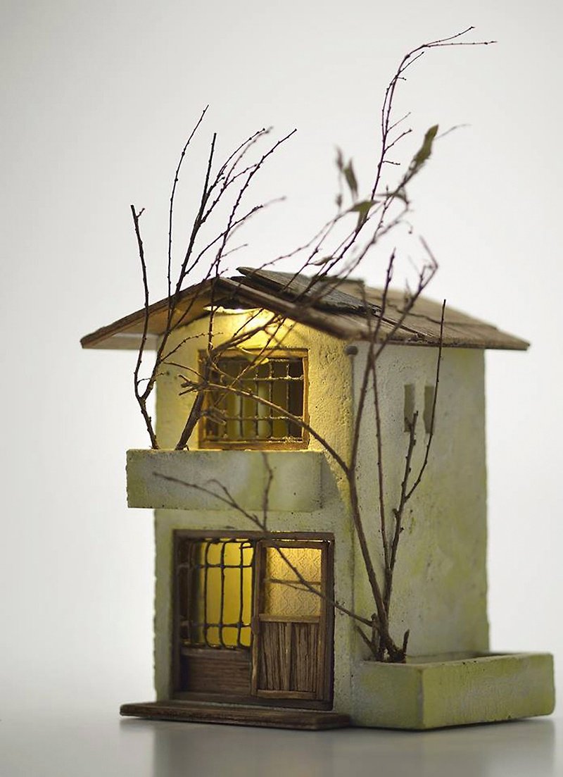 Cement old lamp house creation (customized) - ของวางตกแต่ง - ปูน สีนำ้ตาล