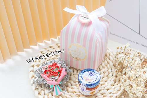 幸福朵朵 婚禮小物 花束禮物 AMOUR 粉色條紋盒裝 花束磁鐵+hero蜂蜜 小禮盒 公司 尾牙 學校