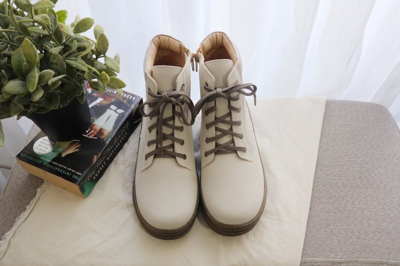 【A Tale of Two Cities】3M Waterproof Boots - WHITE - รองเท้าบูทสั้นผู้หญิง - หนังแท้ ขาว