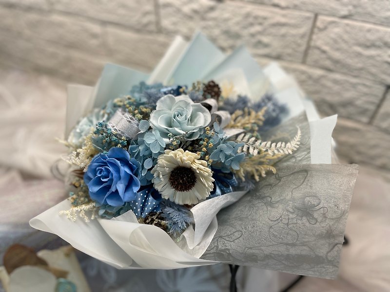 寶寶藍浪漫大型花束/生日禮物/求婚禮物 - 乾花/永生花 - 植物．花 藍色