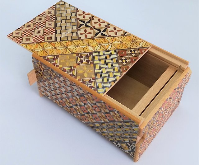 寄せ木細工 12回仕掛け 秘密箱 箱根 土産 和風 伝統工芸品 雑貨 収納 美品