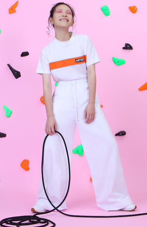 ARTERY ARTERY 拉克蘭袖織帶 T-SHIRT 白底 橘/粉藍