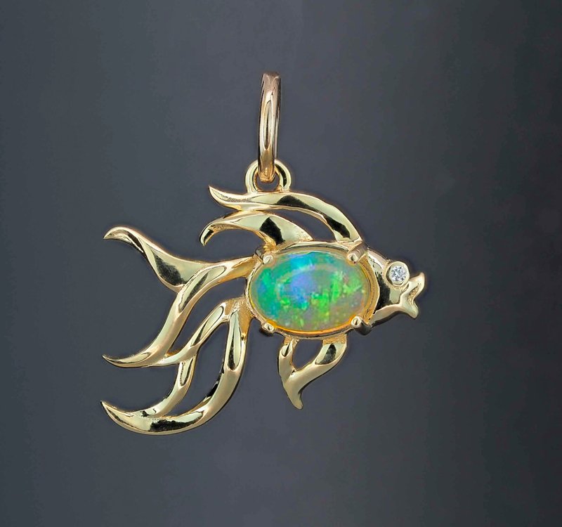 Fish design 14 kt gold pendant with opal and diamond - 項鍊 - 貴金屬 金色