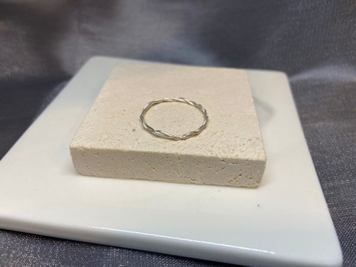 柒家手做飾品 999純銀/足銀/ 不規則麻花戒指
