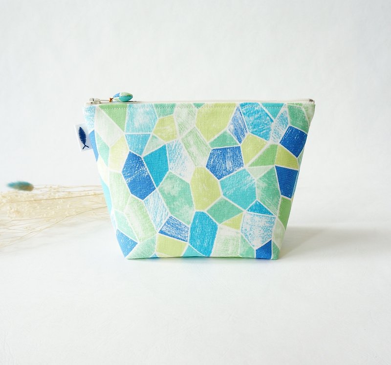 /Stained Glass // Cosmetic Bag/Travel Bag/Small Bag - Toiletry Bags & Pouches - Cotton & Hemp Multicolor
