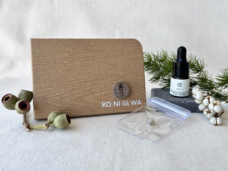 [Gift Combination] Wooden Mask Fragrance Buckle + 2.5ml Essential Oil - Fragrances - Essential Oils 