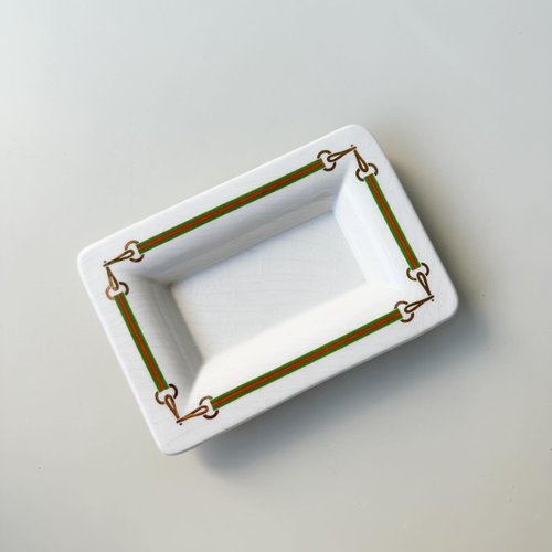 GUCCI クラシックレッドリボン x ホースビット チェーン 磁器プレート