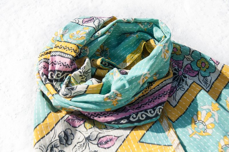 Hand-stitched velvet stitching scarves/embroidery scarves/embroidery scarves/hand-stitched sari scarves-flower forest - Knit Scarves & Wraps - Cotton & Hemp Multicolor