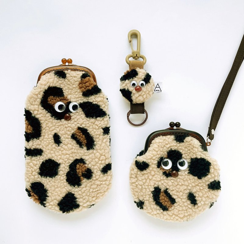 Leopard-hugging furry monster/plastic mouth gold/coin purse/pencil bag/pendant key ring - Coin Purses - Other Materials Brown