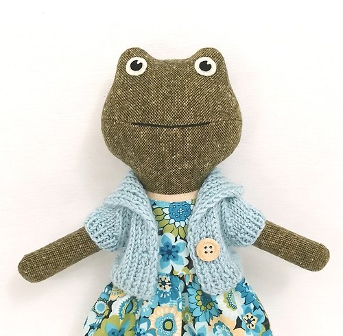 TweedyLand Green frog girl, handmade plush toad toy, wool stuffed doll