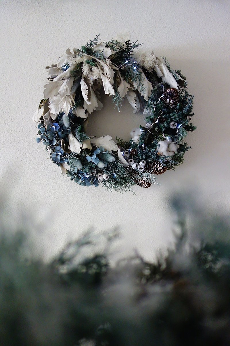 Snow Christmas Wreath-Seasonal Limited // Exclusive Christmas Flower Gifts/No Flower Gifts - Items for Display - Plants & Flowers Green