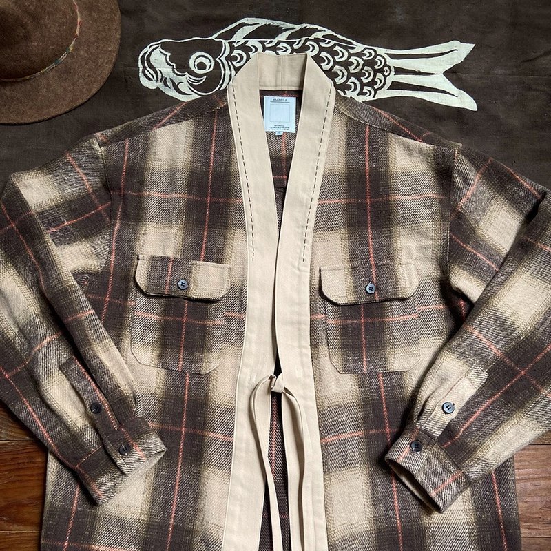 MajorFolk Japanese retro hand-sewn sashiko embroidery plaid pattern loose pocket men's robe jacket - เสื้อโค้ทผู้ชาย - ผ้าฝ้าย/ผ้าลินิน 