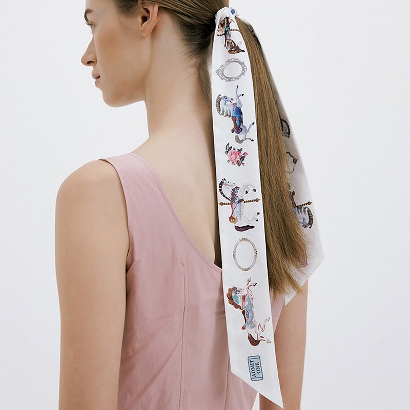 【Ven & Qu】摩天輪奶油色絲巾 6×110cm – 優雅印花 - 絲巾 - 絲．絹 白色