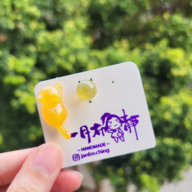陽光球貓耳環 - 耳環/耳夾/耳骨夾 - 樹脂 