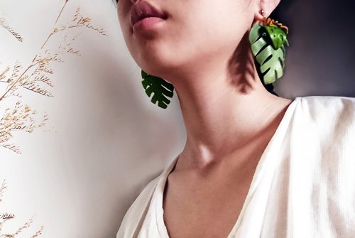 【Look洛克手作】 龜背芋皮革防敏耳環-耳夾/耳勾