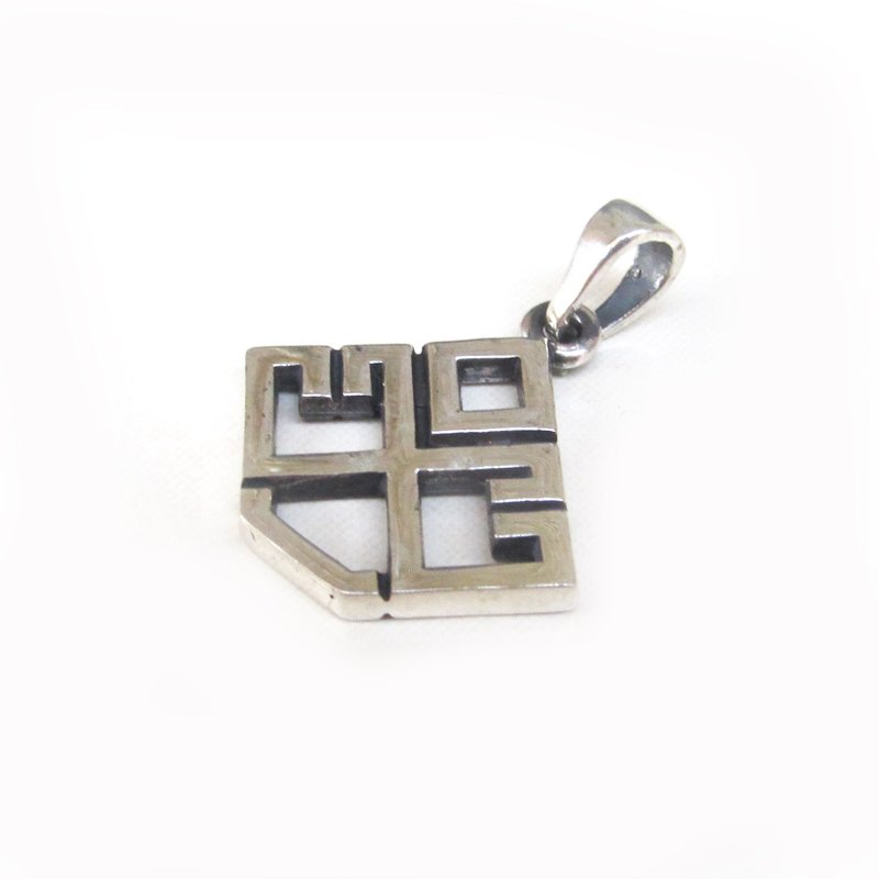 pregnancy women amulet,woman giving birth silver necklace pendant,womens symbol - 吊飾/掛飾 - 純銀 銀色
