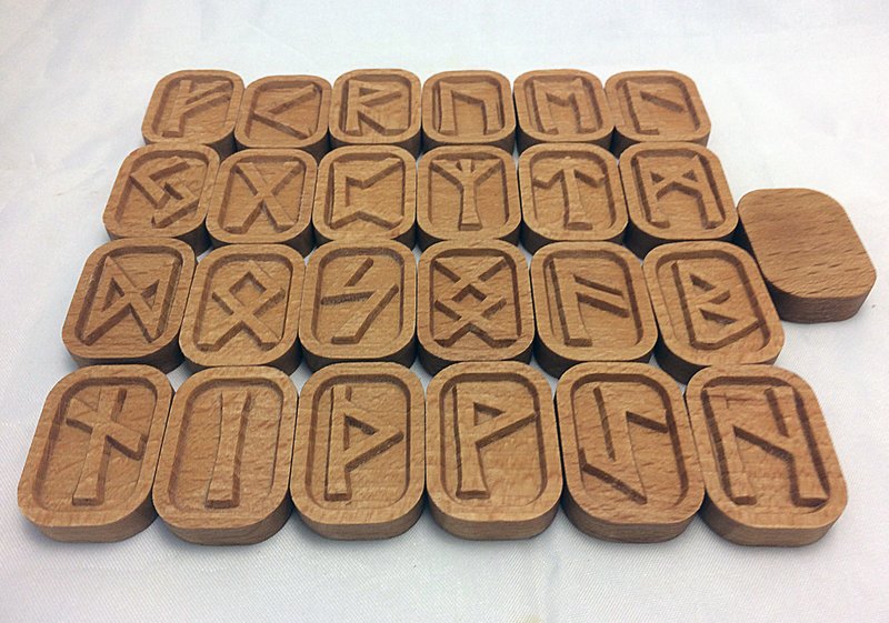 Nordic beechwood Runes wooden runes runes set asatru wikka - Other - Wood Brown