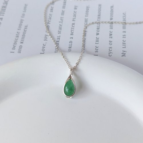 LynnJewelry A貨緬甸翡翠吊墜 五月生辰石果綠水滴翡翠 純銀淺綠翡翠項鍊吊墜