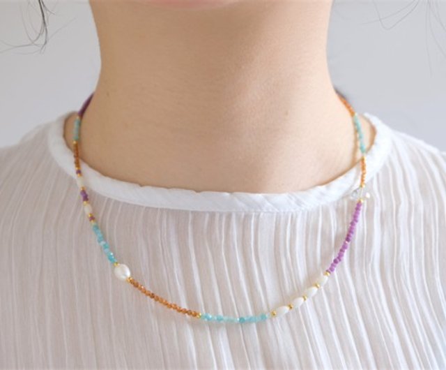 Yndislegt fjólublár necklace 天然石ビーズネックレス