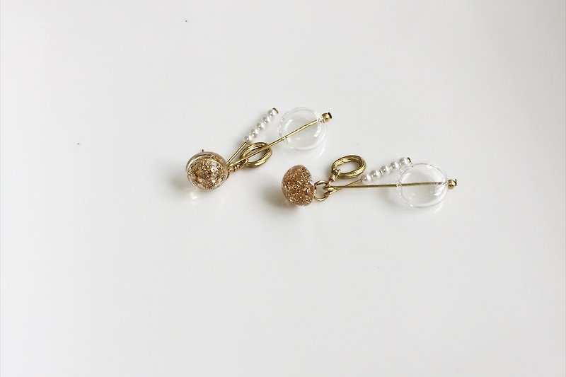 Have a nice 黃銅泡泡手做造型耳環 - 耳環/耳夾 - 寶石 金色