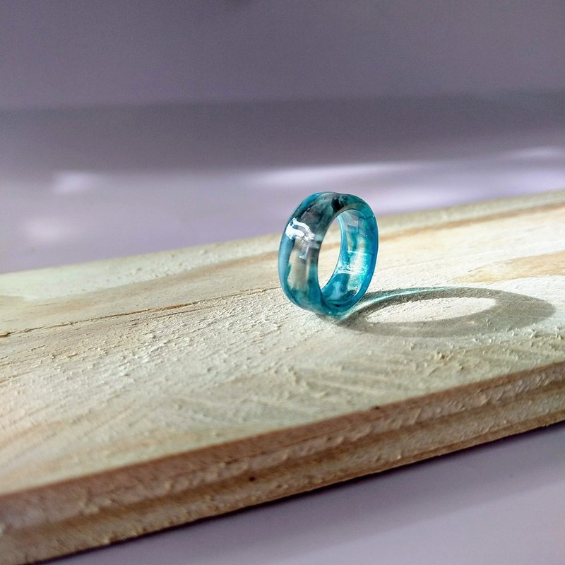 Ocean current blue resin ring sea ring - แหวนทั่วไป - เรซิน สีน้ำเงิน