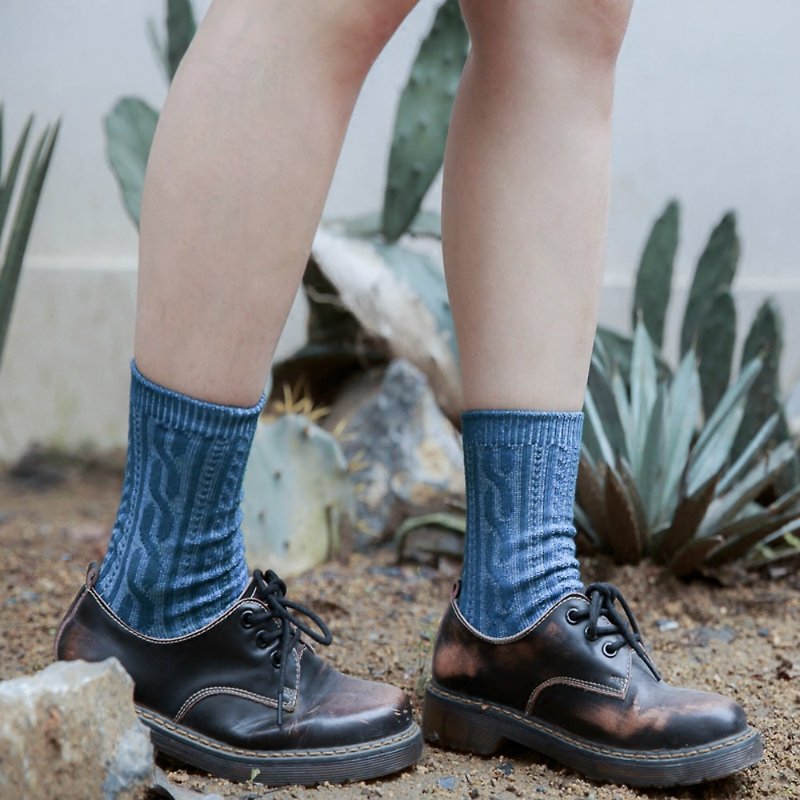 Knit jacquard | natural plant dyed girls cotton socks natural antibacterial effect all year round warm foot feeling comfortable sweat pure handmade | NAMSAN INDIGO - ถุงเท้า - ผ้าฝ้าย/ผ้าลินิน สีน้ำเงิน