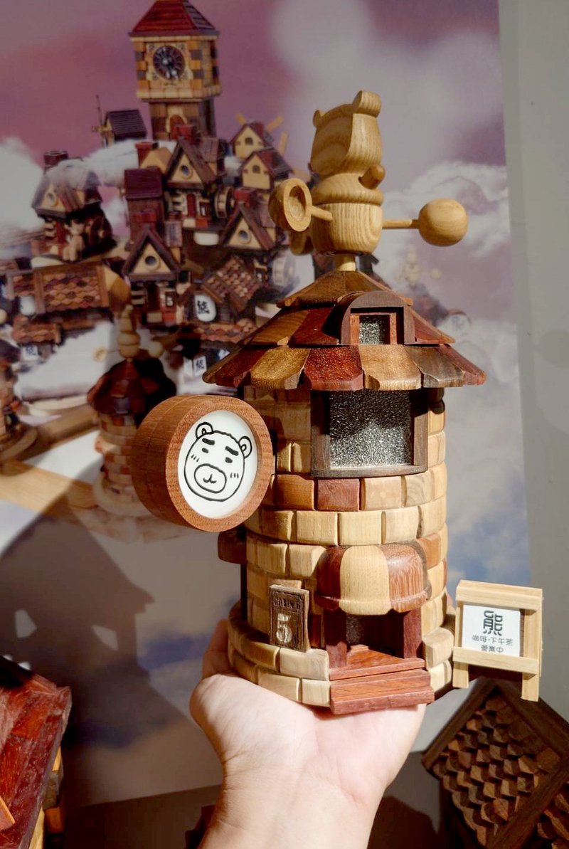 Cabin Series-Round Tower House-Little Light Ponyo Music Box - โคมไฟ - ไม้ สีนำ้ตาล