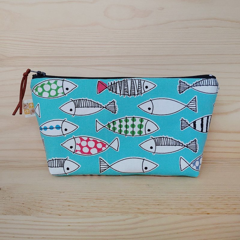 Colored fish _ blue wide-bottomed large pencil case - กล่องดินสอ/ถุงดินสอ - ผ้าฝ้าย/ผ้าลินิน สีน้ำเงิน