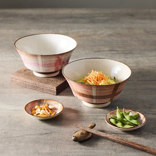 有種創意 日本食器 日本美濃燒 - 粉紅格紋碗碟 - 禮盒組(4件式)