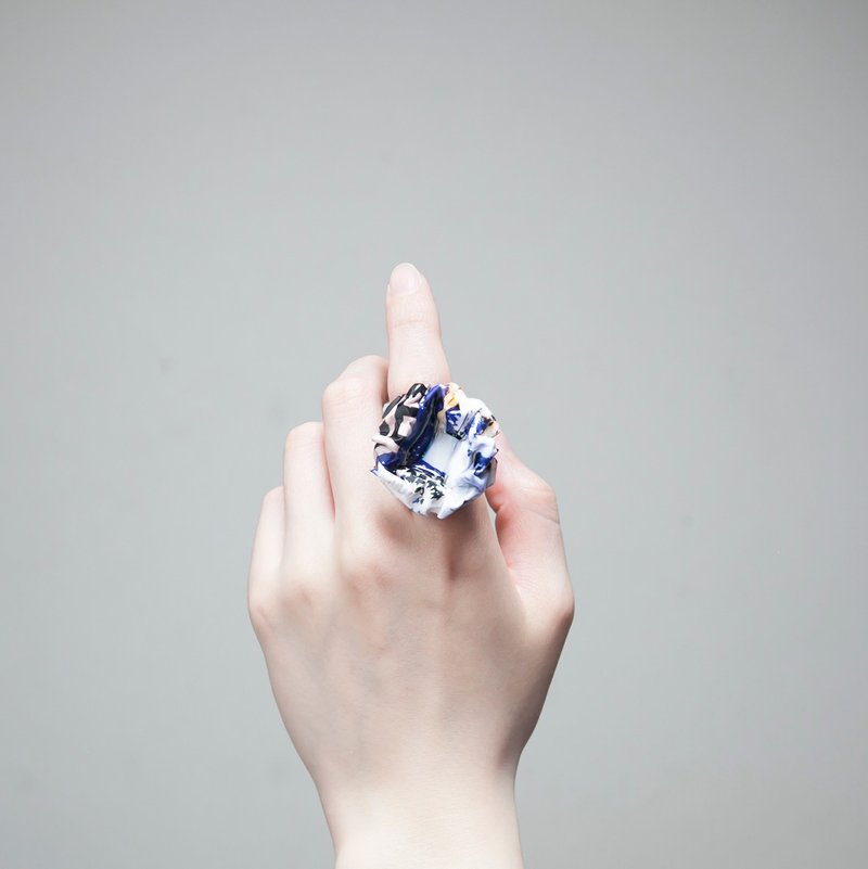 blossom ring(blue pink) - แหวนทั่วไป - กระดาษ สีน้ำเงิน