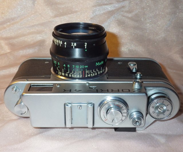 フィルムカメラ ゾルキー4 ジュピター 8つき ZORKI-4K 35mm フィルムカメラ、Jupiter-8 2/50mm レンズ付き