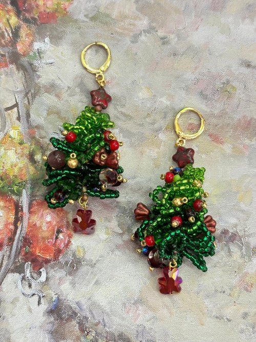 ハンドメイド クリスマスツリーイヤリング クリスマス イヤリング、手作りビーズ イヤリング、クリスマス