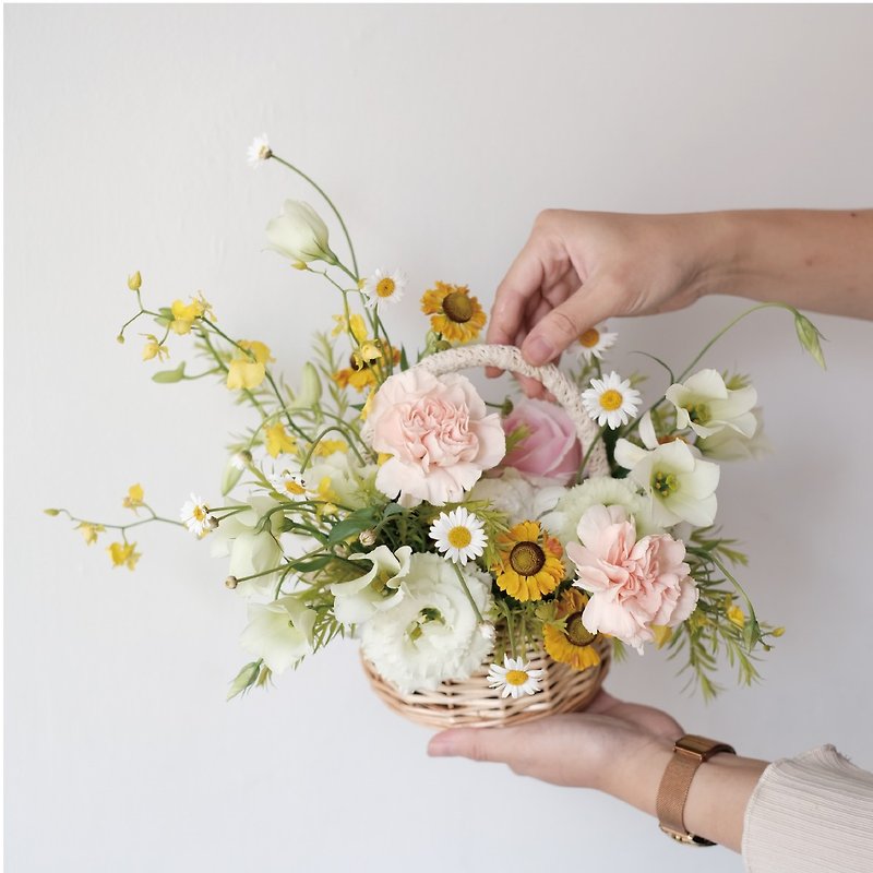 [Mother's Day Flower Gift] Summer Breeze | Flower Basket - อื่นๆ - พืช/ดอกไม้ สึชมพู