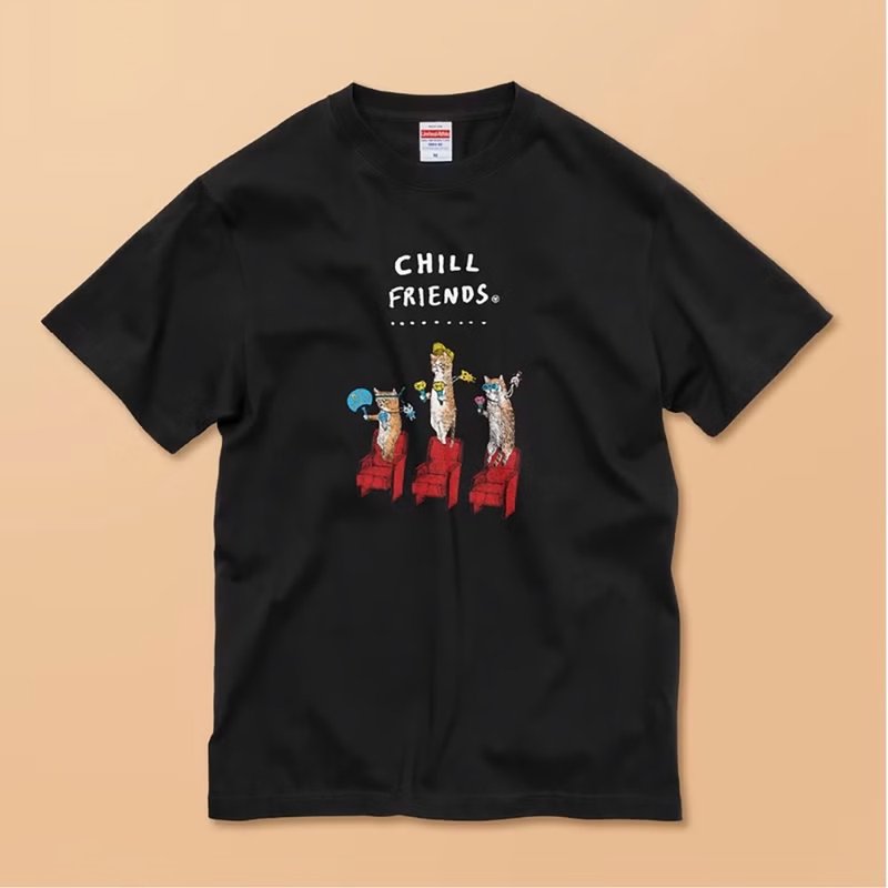 CHILL FRIENDS_推し活するネコたち / 安心のクオリティ/定番コットンTシャツ - Tシャツ - コットン・麻 ホワイト