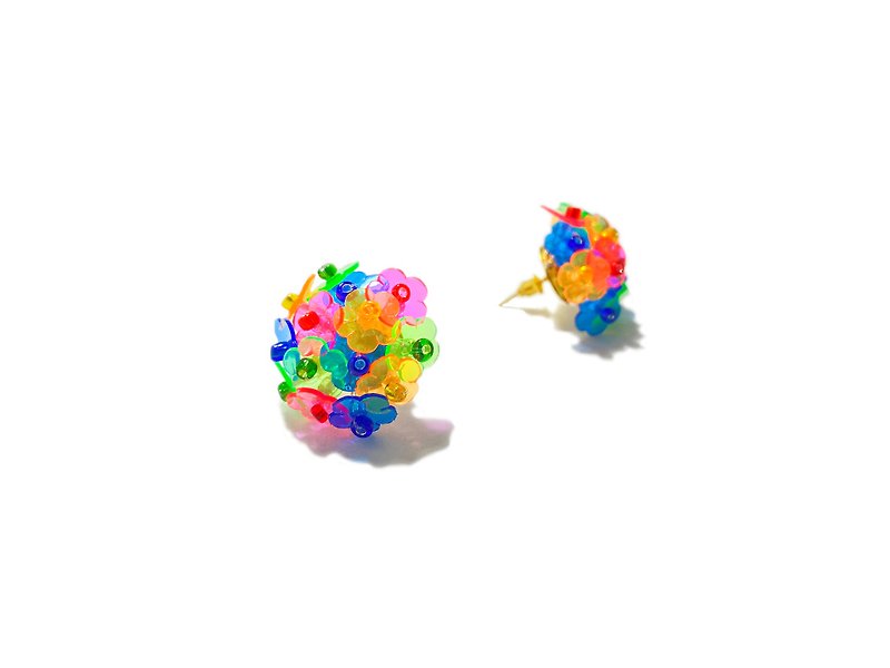 彩色小球花耳環 - 耳環/耳夾 - 塑膠 多色