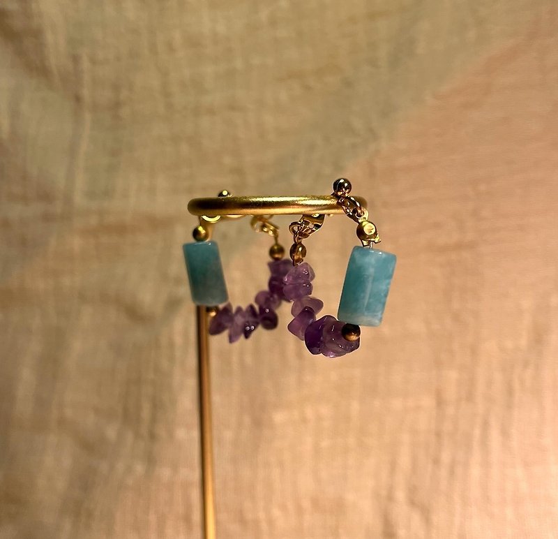 Stone amethyst hoop earrings - ต่างหู - ทองแดงทองเหลือง 