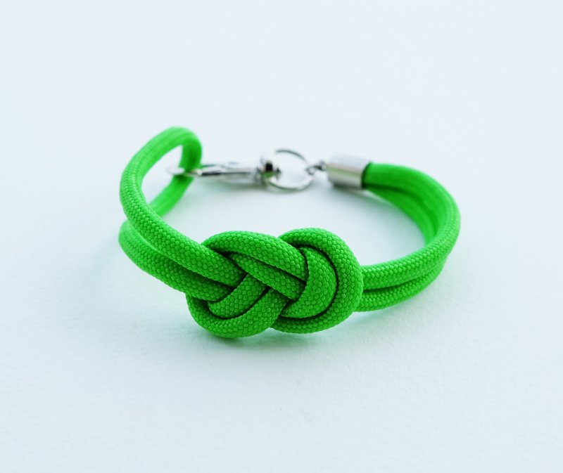 Paracord infinity-knot with metal clip bracelet in NEON GREEN - 手鍊/手環 - 其他材質 綠色