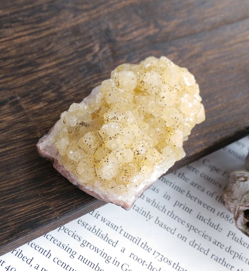 Citrine 巴西產地 原皮黃水晶 小晶簇 天然礦石 原礦 - 擺飾/家飾品 - 其他材質 