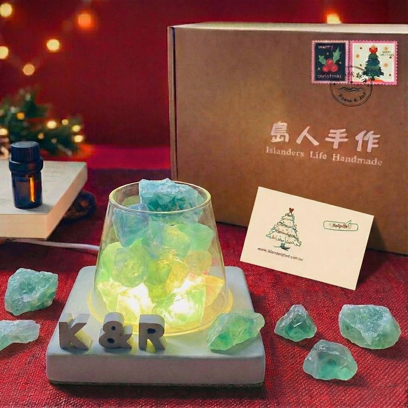 能量擴香水晶山【綠螢石的創造與成長】水晶禮盒-(水泥字要加購) - 香氛/精油/擴香 - 水晶 綠色