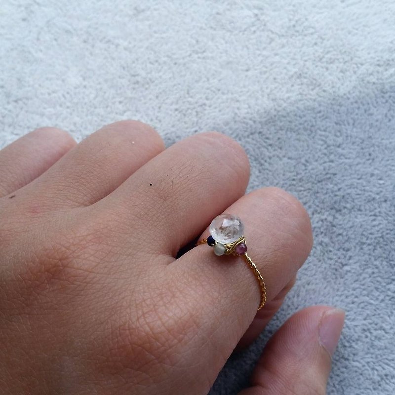 鍍金， 4顆小天然石(2顆藍碧壐，一顆紫牙烏石榴石和一顆青金石)，切面月亮石訂製戒指 tourmarine, garnet and moonstone gold-plated ring - 戒指 - 寶石 多色