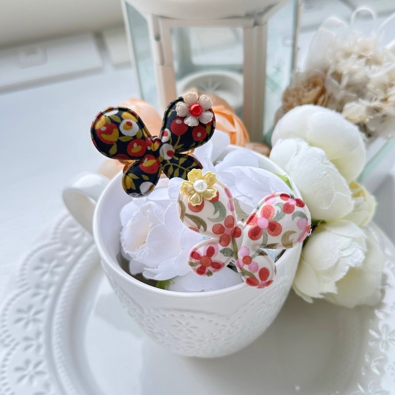 Exclusive Butterfly Cute Hair Clips for Children, Girls and Hair Accessories Mini Clip Set - Black and Red - เครื่องประดับผม - วัสดุอื่นๆ สีแดง