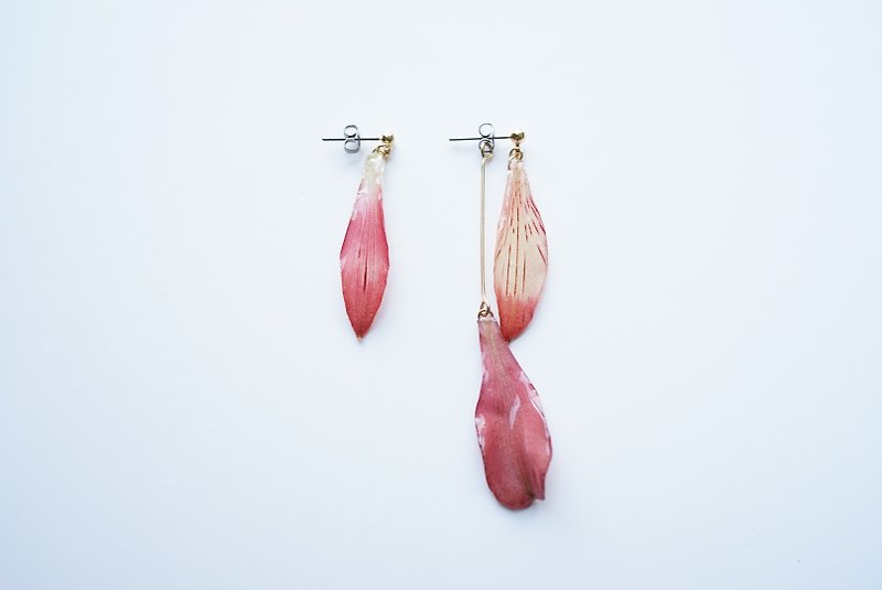 アルストロメリアピアス・アヤックス - 耳環/耳夾 - 樹脂 紅色