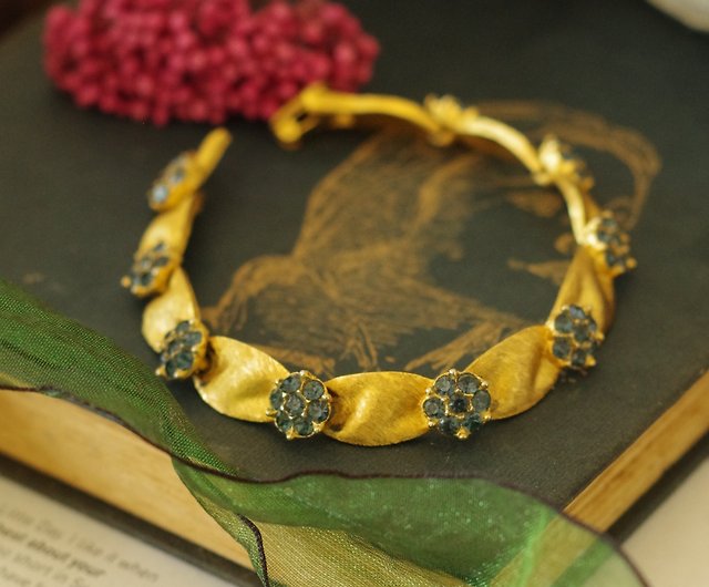 Vintage Crown Trifari Gold Bracelet